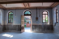 Türen und Fenster wurden restauriert – auch der Sicherungskasten ist noch ein Original.