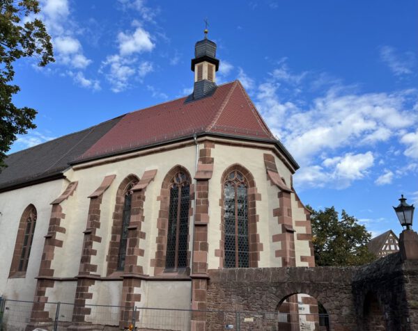 Kostbarkeiten aus 1000 Jahren: Kapelle St. Sebastian in Ladenburg ist Denkmal des Monats Oktober 2023