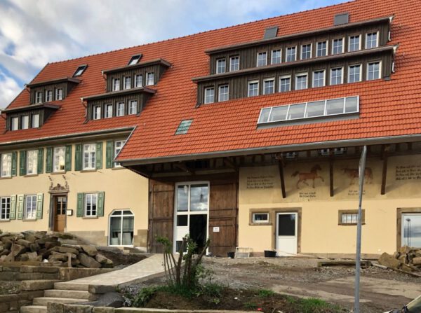 Wohnen im historischen Gemäuer: Der Josefshof ist Denkmal des Monats Dezember 2024